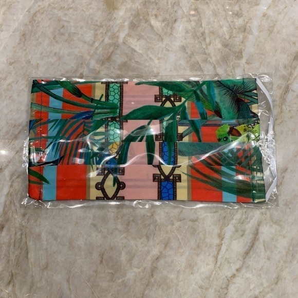 JOHNNY WAS SILK CHARMEUSE MASK - Picture 2 of 3